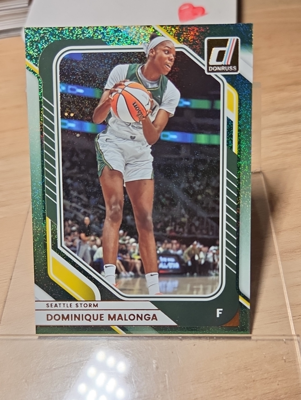 2026 Panini Donruss Dominique Malonga Green Shimmer
